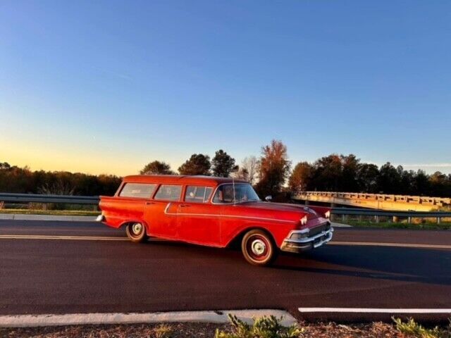 1958 Ford Club Wagon - photo 4