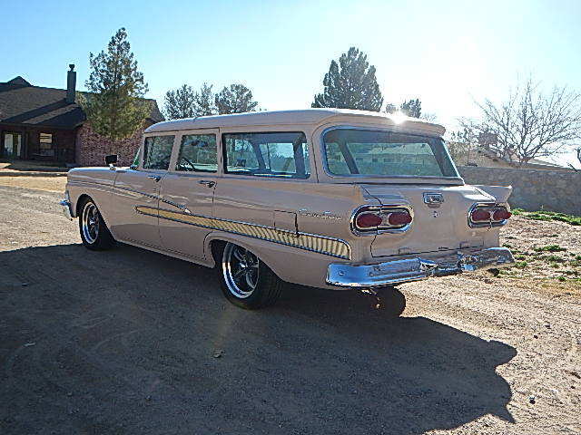 1958 Ford Fairlane Station Wagon 332 Interceptor - photo 3