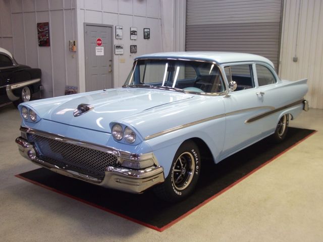 1958 Ford Fairlane 2 Door Custom - photo 3