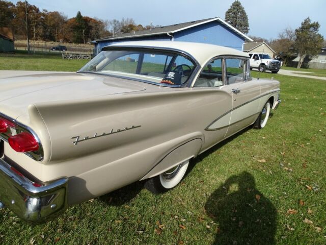 1958 Ford FAIRLANE - photo 12