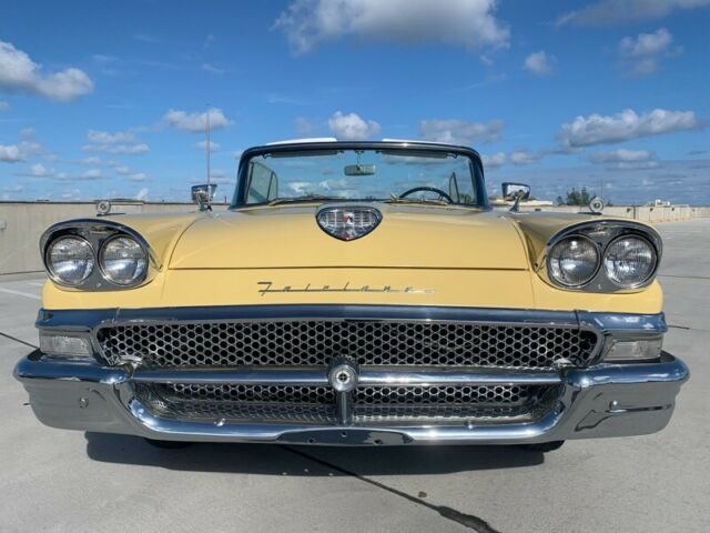 1958 Ford Fairlane 2 door convertible - photo 3