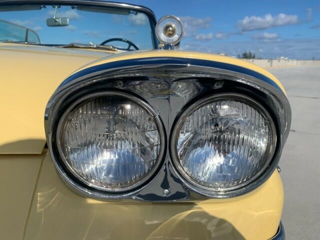 1958 Ford Fairlane 2 door convertible - photo 5