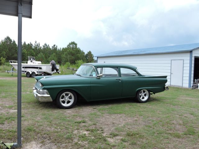 1958 Ford Fairlane - photo 2