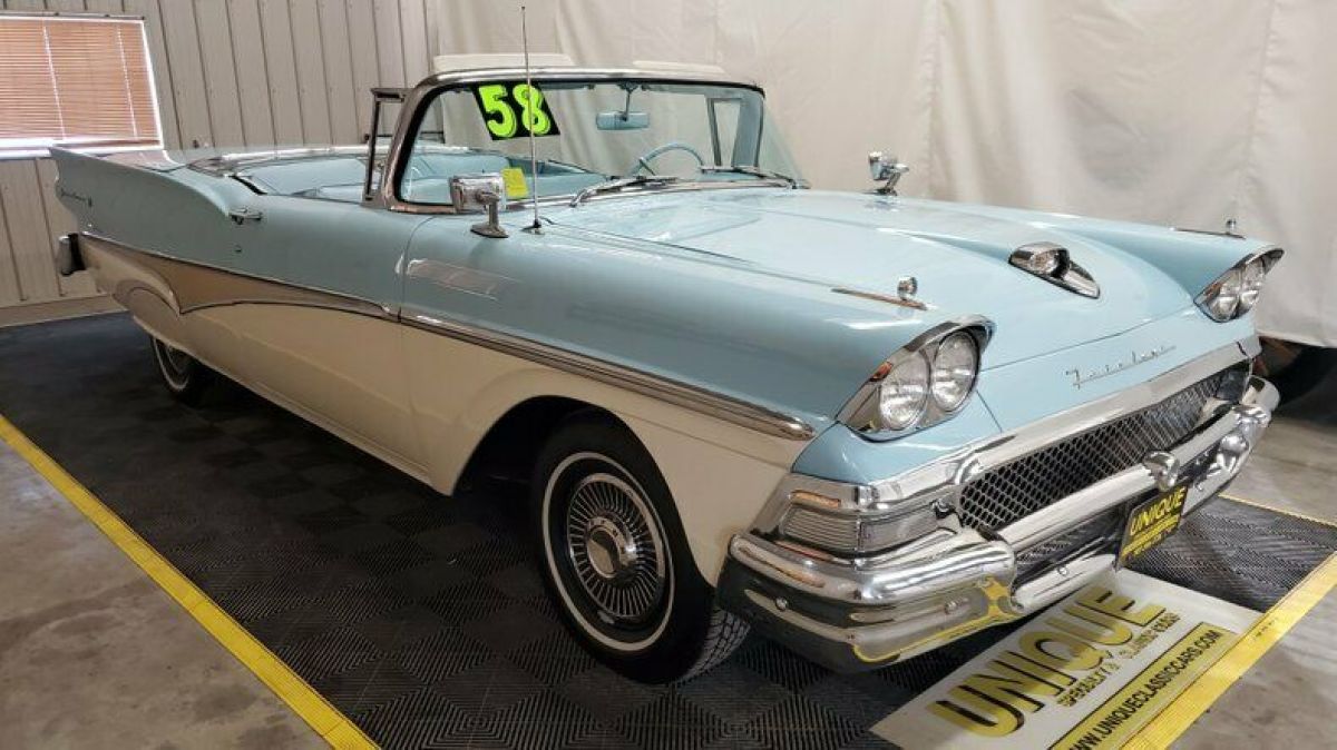 1958 Ford Fairlane 500 Skyliner Retractable Convertible - photo 3