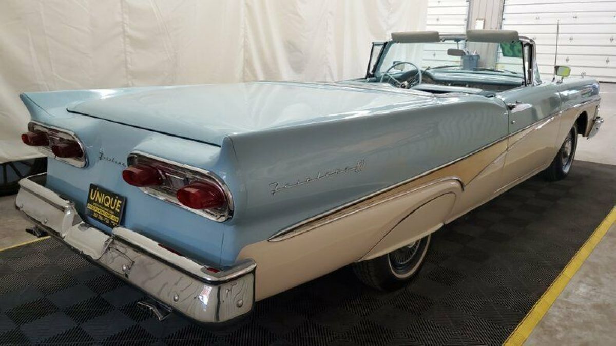1958 Ford Fairlane 500 Skyliner Retractable Convertible - photo 4