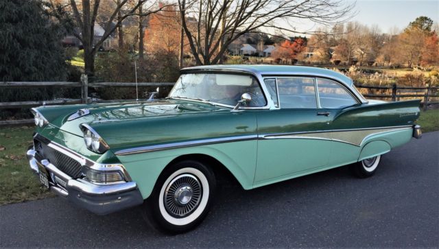 1958 Ford Fairlane