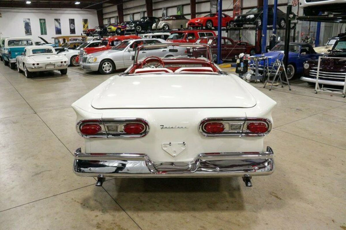 1958 Ford Fairlane Skyliner - photo 4