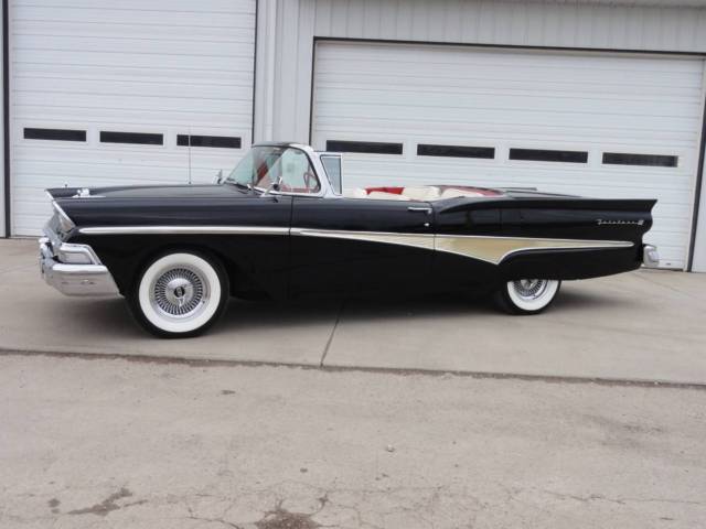 1958 Ford Fairlane - photo 3