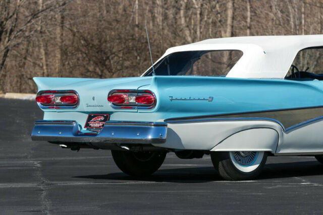 1958 Ford Fairlane Convertible - photo 9