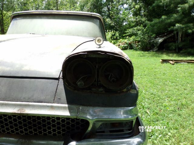 1958 Ford Fairlane - photo 3