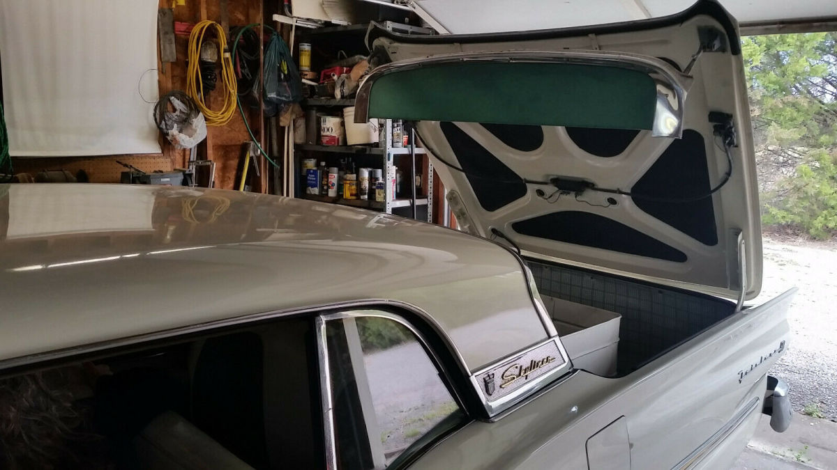 1958 Ford Fairlane Exterior Gold Side Panels - photo 10