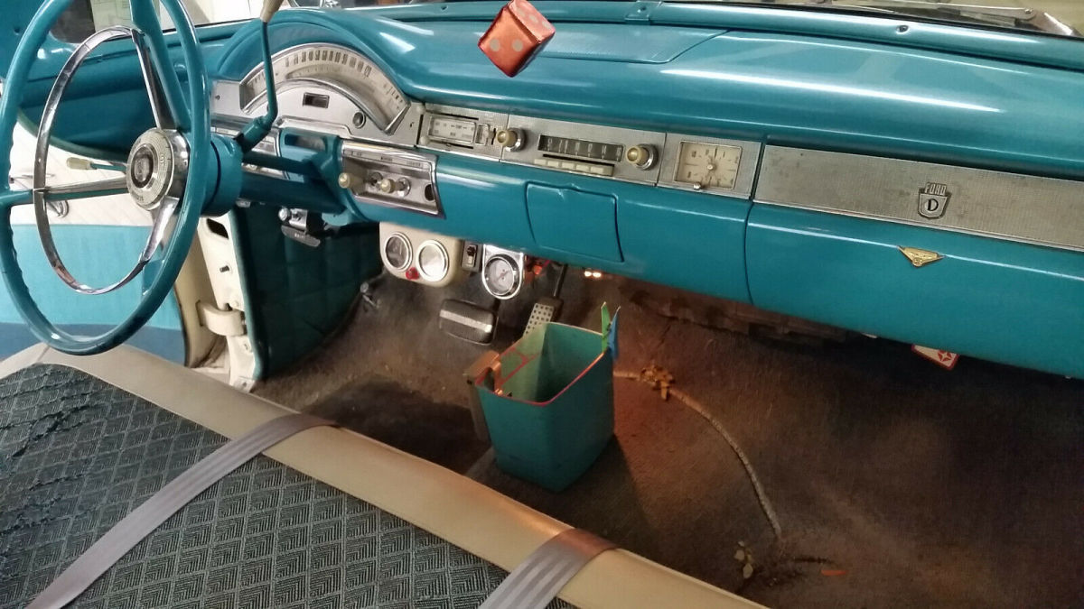 1958 Ford Fairlane Exterior Gold Side Panels - photo 2
