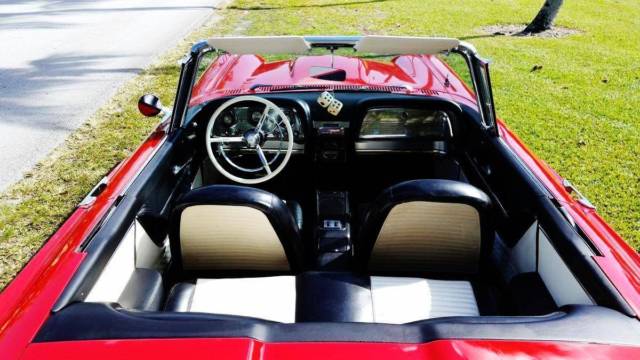 1958 Ford Thunderbird Black and white leather - photo 8