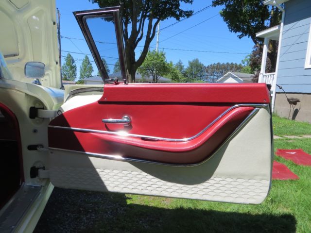 1958 Ford Thunderbird - photo 12