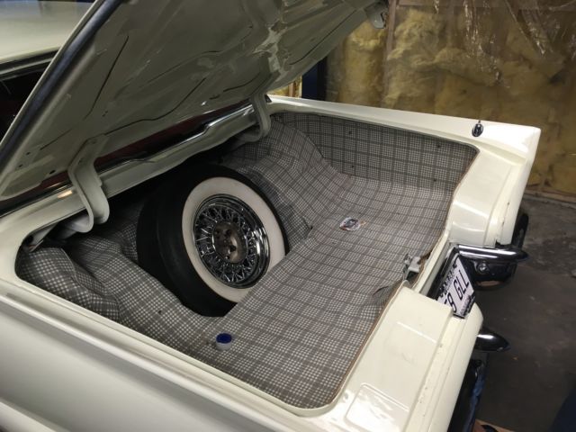 1958 Ford Thunderbird - photo 8