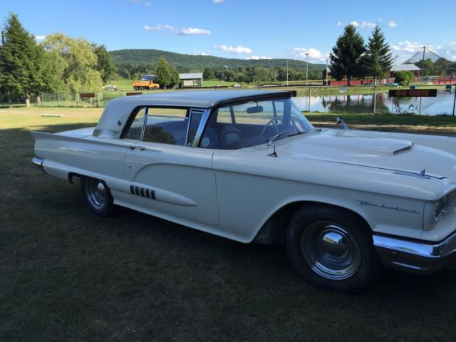 1958 Ford Thunderbird - White/ Red & White Interior 1958 Ford Thunderbird
