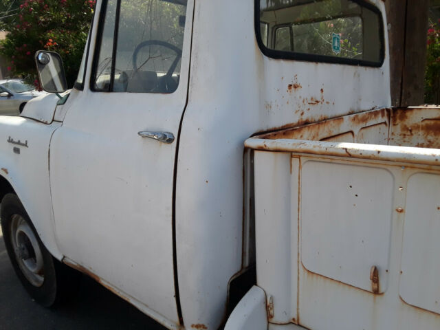 1958 International Harvester B120 - photo 9