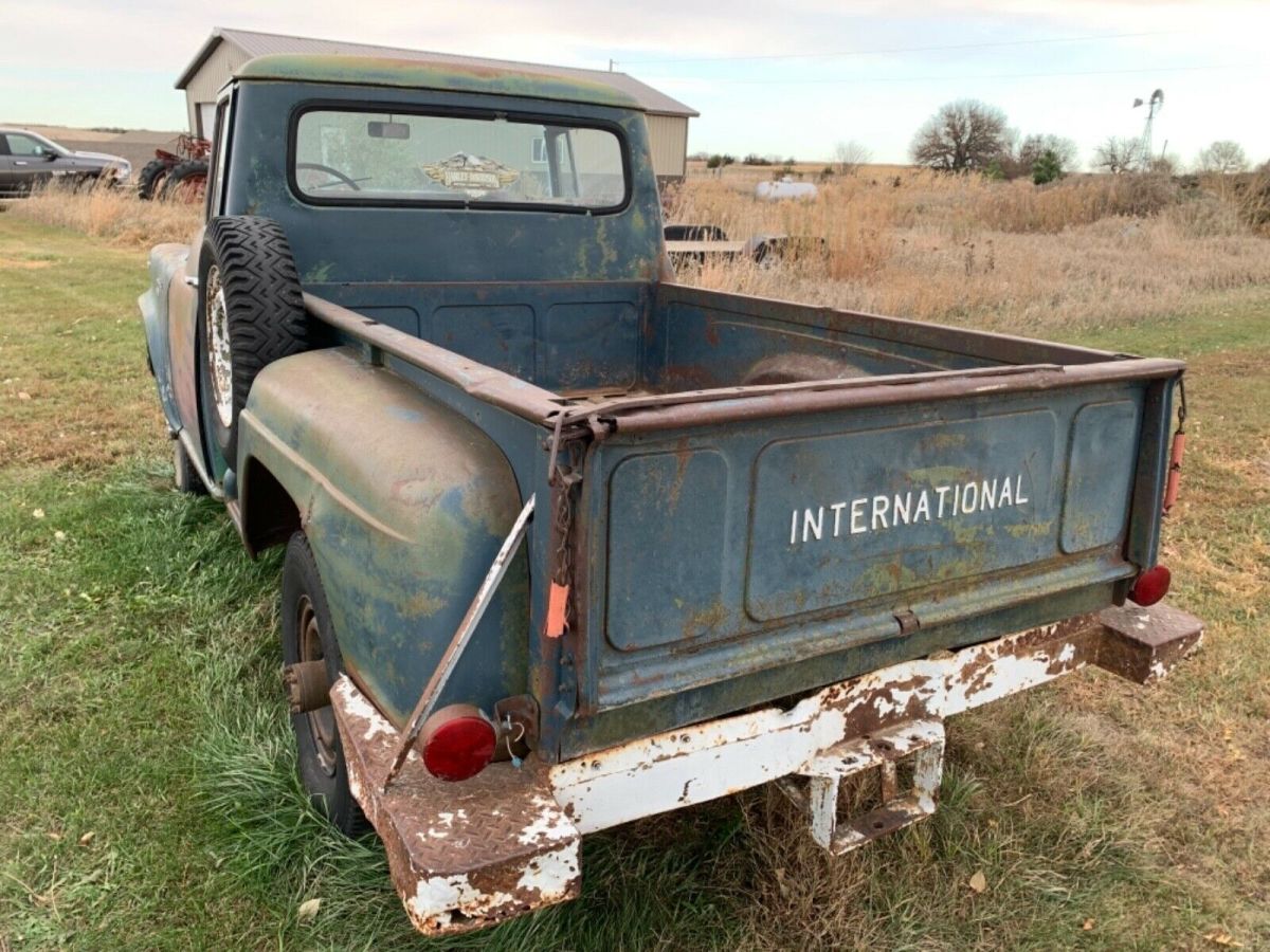 1958 International Harvester B120 - photo 3