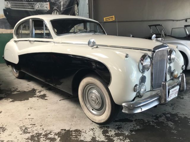 1958 Jaguar Mark VIII - photo 3
