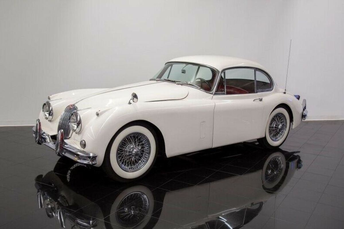 1958 Jaguar XK150 SE Fixed Head Coupe 4 Speed Manual 3.4L Inline 6 1958 Jaguar XK SE Fixed Head Coupe