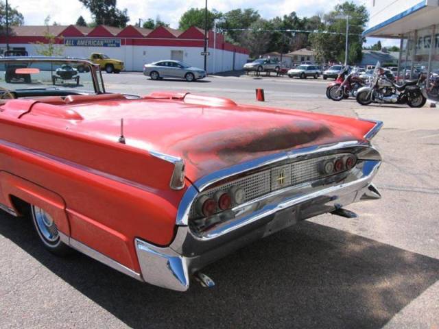 1958 Lincoln Continental 800E - photo 4