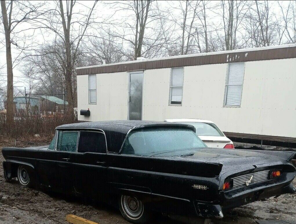 1958 Lincoln Premiere - photo 2