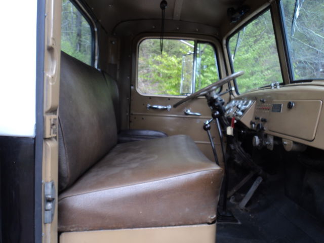 1958 Other Makes Mack B75 - photo 11