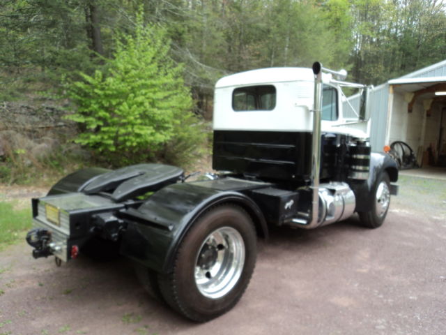 1958 Other Makes Mack B75 - photo 3