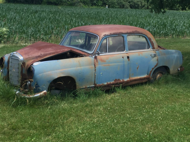 1958 Mercedes-Benz 219 Base 2.2L 1958 Mercedes-Benz 200-Series