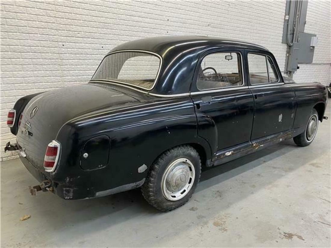 1958 Mercedes Benz Type 219 Pontoon Sedan 25,000 Miles Black Sedan 6 cylinder Ma 1958 Mercedes-Benz Type 219 Pontoon Sedan