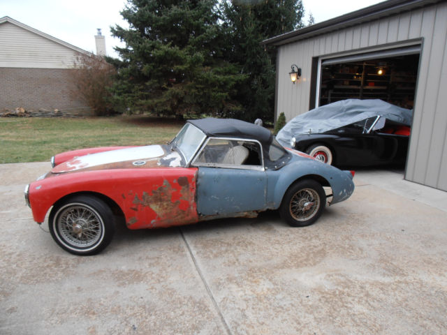 1958 MG MGA roadsters - photo 8