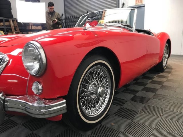 1958 MG MGA 4-SPEED. 60-SPOKE CHROME WIRES. LUGGAGE RACK - photo 12