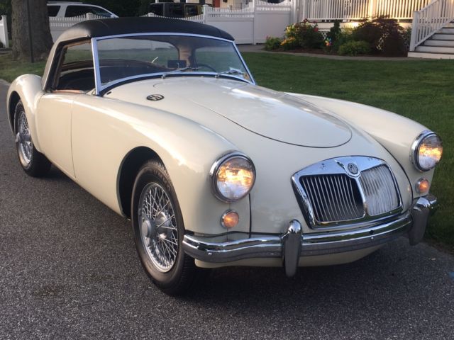 1958 MG MGA Roadster 37,839 original miles, hardtop and tool roll!!! - photo 2
