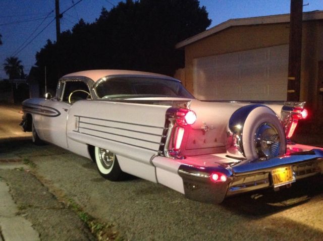 1958 Oldsmobile Ninety-Eight Holiday - photo 11