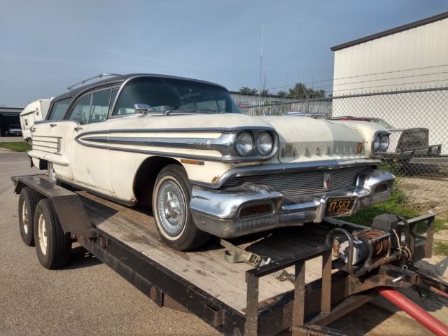 1958 Oldsmobile Eighty-Eight FIESTA