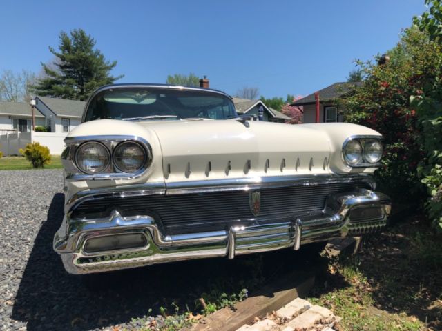 1958 Oldsmobile Super 88 sedan 1958 Oldsmobile Eighty-Eight