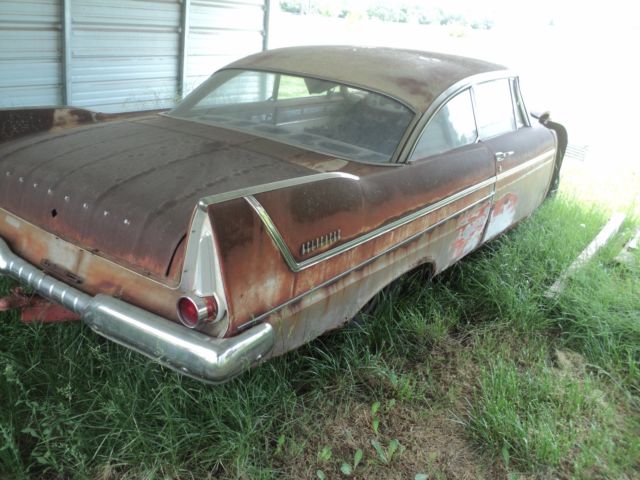 1958 Plymouth Belvedere - photo 2