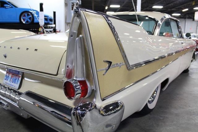 1958 Plymouth Fury -- - photo 12