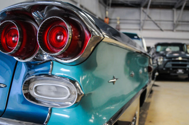 1958 Pontiac Bonneville Tri-Power - photo 12