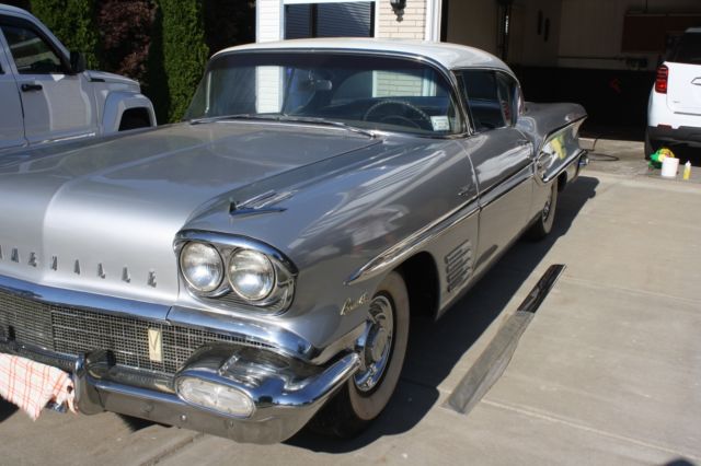 1958 Pontiac Bonneville