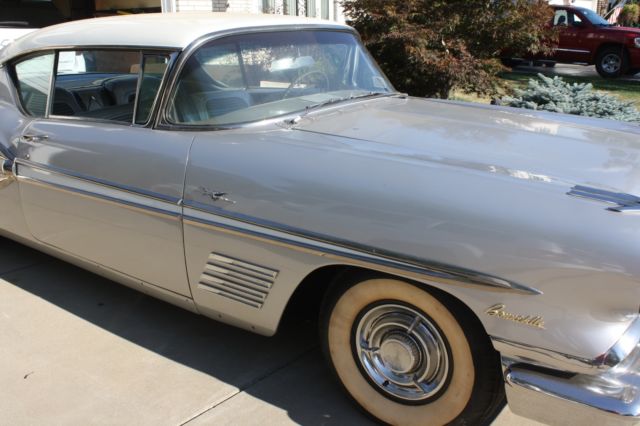1958 Pontiac Bonneville - photo 12