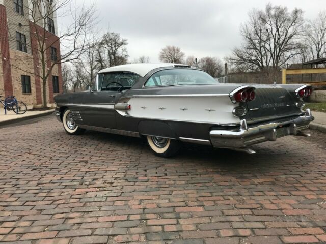 1958 Pontiac Bonneville - photo 2