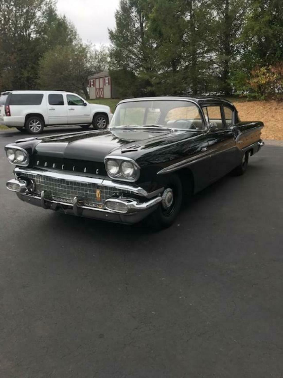 1958 Pontiac Chieftain - photo 2