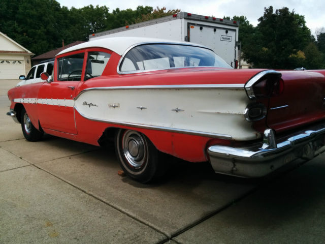 1958 Pontiac CHIEFTAIN - photo 11