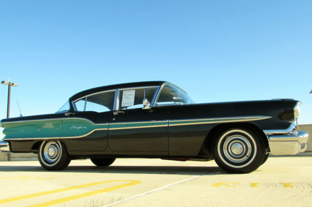 1958 Pontiac CHIEFTAIN SEDAN - photo 11