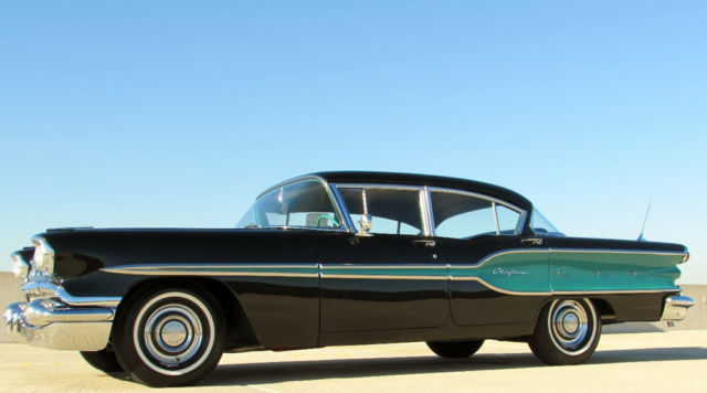 1958 Pontiac CHIEFTAIN SEDAN - photo 4