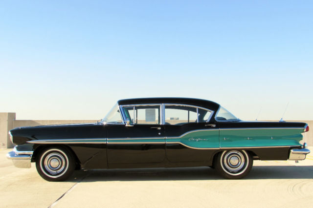 1958 Pontiac CHIEFTAIN SEDAN - photo 6