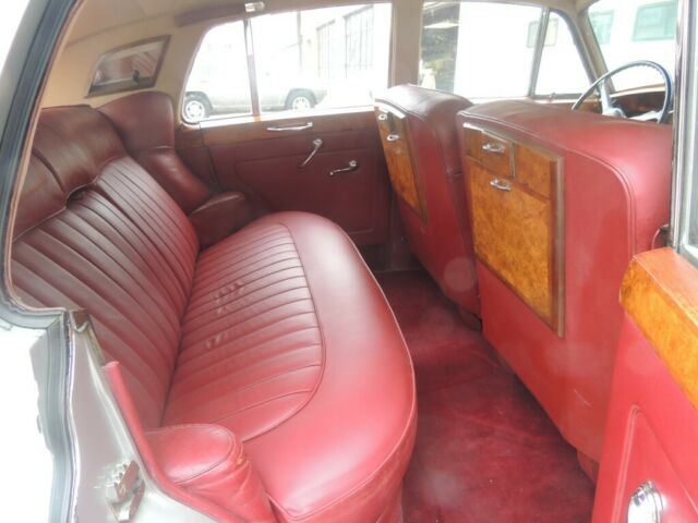 1958 Rolls-Royce Silver Cloud - photo 7