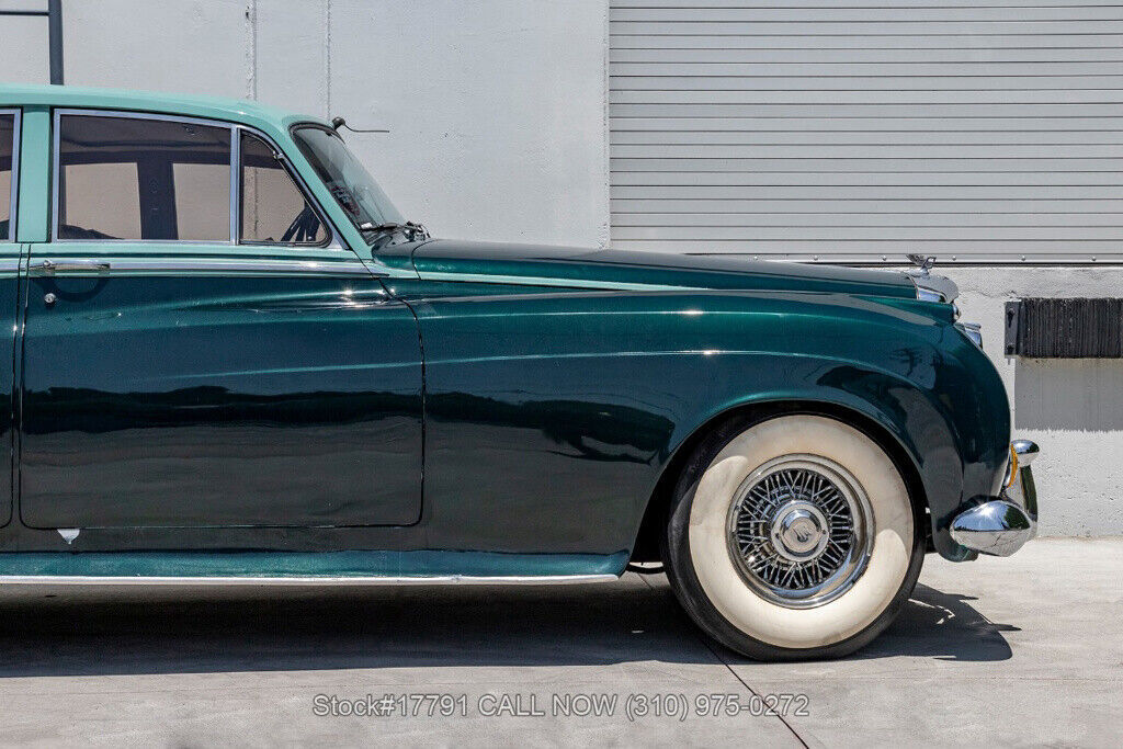 1958 Bentley S1 Saloon Right-Hand-Drive - photo 11
