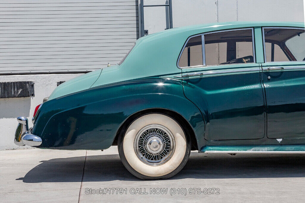 1958 Bentley S1 Saloon Right-Hand-Drive - photo 12